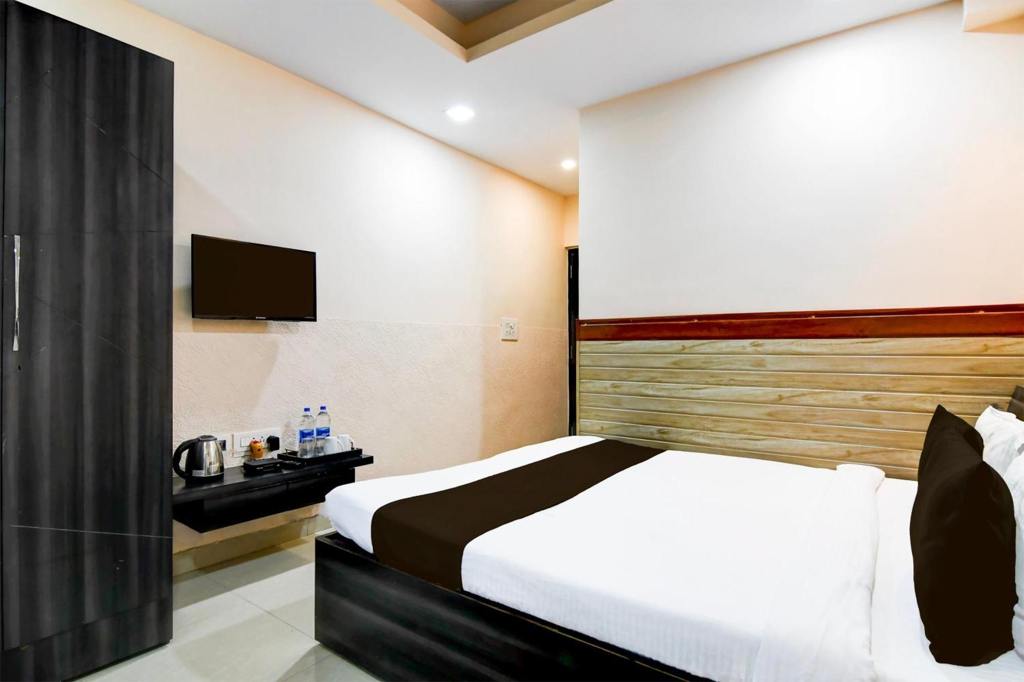 Hotel Super Collection O Behala Bhasa Exteriér fotografie